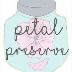 Meet your Posher, Katherine of Petal Preserve!